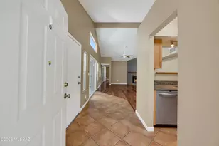 6300 N Willowbrook Dr Dr, Tucson, AZ 85704 - Photo 5