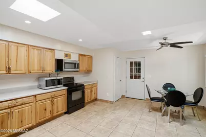 1193 N Corinthian Place, Tucson, AZ 85715 - Photo 9