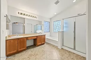 10454 E Rita Ranch Crossing Cir, Tucson, AZ 85747 - Photo 23