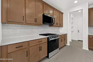 5942 E Benburb Ln, Tucson, AZ 85756 - Photo 7