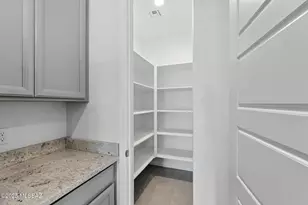 7971 S Bonanza Park Dr, Tucson, AZ 85747 - Photo 11