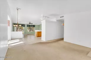 10009 E Moonstruck Way, Tucson, AZ 85747 - Photo 7