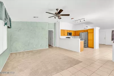 10009 E Moonstruck Way, Tucson, AZ 85747 - Photo 7