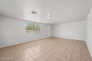 6633 E Mary Dr, Tucson, AZ 85730 - Photo 7