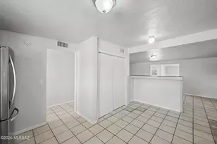 6633 E Mary Dr, Tucson, AZ 85730 - Photo 9