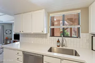 5051 N Sabino Canyon Rd, Tucson, AZ 85750 - Photo 11