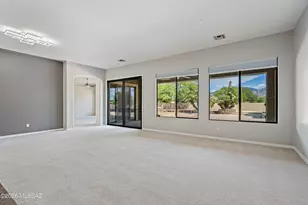 11962 N Grape Ivy Pl, Oro Valley, AZ 85737 - Photo 5