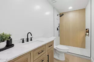 2208 E 19th St, Tucson, AZ 85719 - Photo 15