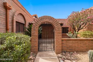 1899 W VÃ­a De La Gloria, Green Valley, AZ 85622 - Photo 5