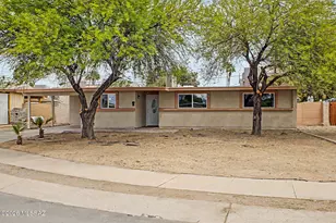 1310 W McMillan Pl, Tucson, AZ 85705 - Photo 7