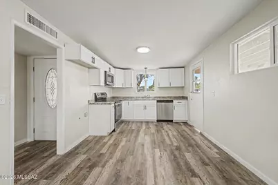 1310 W McMillan Place, Tucson, AZ 85705 - Photo 13