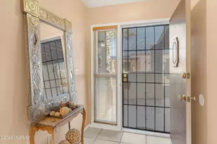 9111 N Oracle Rd, Oro Valley, AZ 85704 - Photo 5