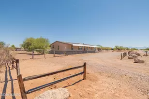 16840 W Jaguar Ln, Marana, AZ 85653 - Photo 29