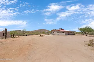 49246 E Tres Lomas Dr, Saddlebrooke, AZ 85739 - Photo 9