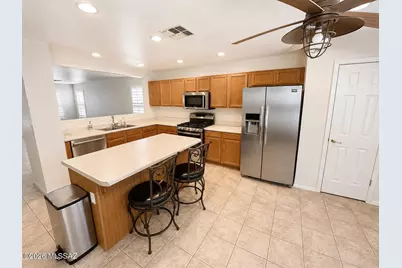 10925 S Raptor Court, Vail, AZ 85641 - Photo 5