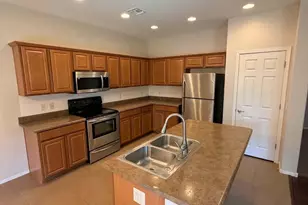 8796 N Norway Spruce Rd, Tucson, AZ 85743 - Photo 3