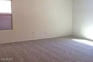 8796 N Norway Spruce Rd, Tucson, AZ 85743 - Photo 9