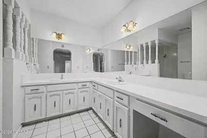 701 E Via Entrada, Tucson, AZ 85718 - Photo 29