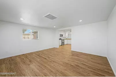 2242 W Calle Comodo, Tucson, AZ 85705 - Photo 13