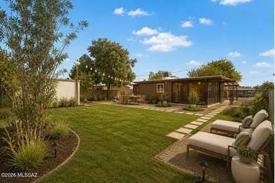 2242 W Calle Comodo, Tucson, AZ 85705 - Photo 35