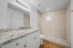 2242 W Calle Comodo, Tucson, AZ 85705 - Photo 23