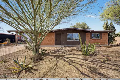 2242 W Calle Comodo, Tucson, AZ 85705 - Photo 1