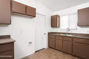 5256 S Linnet Ave, Tucson, AZ 85706 - Photo 7