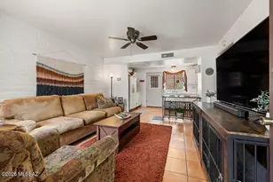 341 W Camino Penasco, Green Valley, AZ 85614 - Photo 3