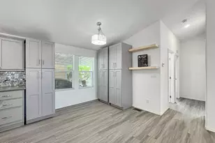 2121 S Pantano Rd, Tucson, AZ 85710 - Photo 9