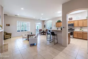 5069 W Desert Eagle Cir, Marana, AZ 85658 - Photo 5
