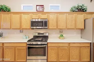 5069 W Desert Eagle Cir, Marana, AZ 85658 - Photo 11