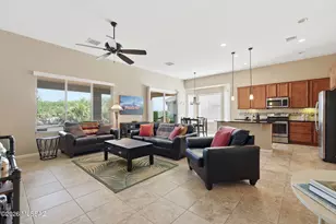 31271 S Hildogo Dr, Oracle, AZ 85623 - Photo 9
