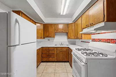 138 W District Street, Tucson, AZ 85714 - Photo 7
