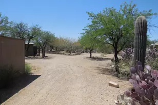 3950 S Deaver Rd, Tucson, AZ 85735 - Photo 13