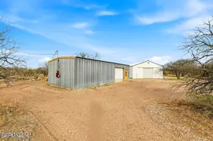 1366 E Cottonwood Ln, Huachuca City, AZ 85616 - Photo 41