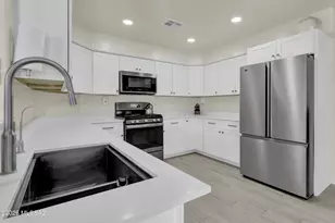 7637 S Gooseberry Way, Tucson, AZ 85747 - Photo 11