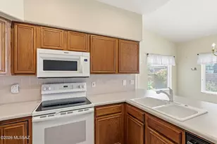 1892 E Canyon Wren Way, Green Valley, AZ 85614 - Photo 23