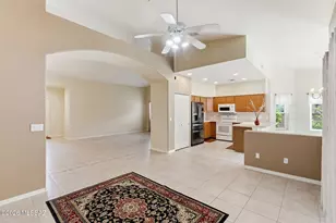 1892 E Canyon Wren Way, Green Valley, AZ 85614 - Photo 13