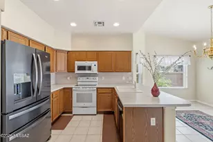 1892 E Canyon Wren Way, Green Valley, AZ 85614 - Photo 15