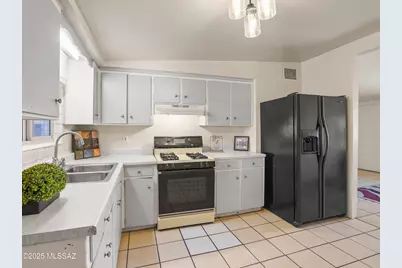 2001 S 3rd Avenue, Tucson, AZ 85713 - Photo 11