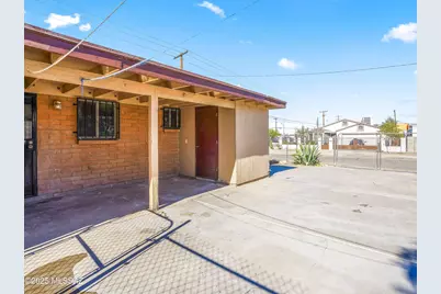 2001 S 3rd Avenue, Tucson, AZ 85713 - Photo 37