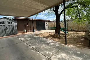 7477 E Desert Spring Dr, Tucson, AZ 85730 - Photo 25