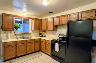 7477 E Desert Spring Dr, Tucson, AZ 85730 - Photo 7