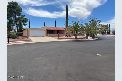 132 E La Espina, Green Valley, AZ 85614 - Photo 1