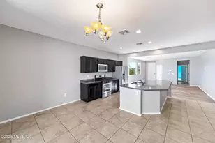 6623 E Via Jardin Verde, Tucson, AZ 85756 - Photo 15