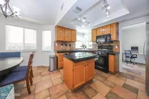 9606 E Adare Ln, Tucson, AZ 85747 - Photo 13
