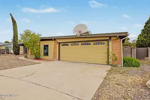 9750 E Citadel Pl, Tucson, AZ 85748 - Photo 7