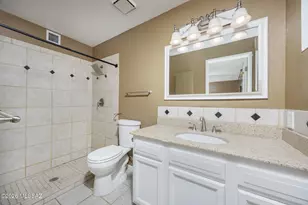 1035 N Evergreen Dr, Oracle, AZ 85623 - Photo 7
