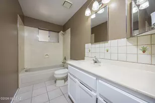 1035 N Evergreen Dr, Oracle, AZ 85623 - Photo 13