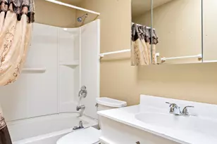 1821 S Rocky Mountain Dr, Tucson, AZ 85710 - Photo 17